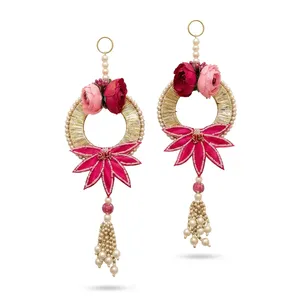 Décoration murale florale avec pompons en perles et fleurs colorées, style bohème, pour salon intérieur - Product Image 1