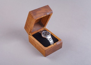 Engraved Oak Wooden Single Watch Box with <b>Cushion</b>-Luxury Eco-Friendly Home Decor Display Case - Product Image 3