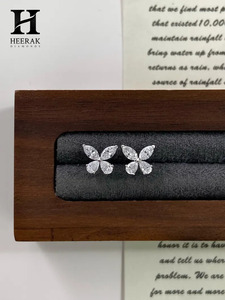Pendientes de Mariposa con Diamantes Cultivados en Laboratorio Certificados por IGI, Oro Blanco Sólido de 14K y 18K, Diamantes con Corte Marquesa y Pera en Racimo de Mariposa - Product Image 1