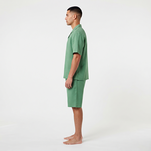 Conjunto de 2 piezas para hombre de verano, con logotipo personalizado, camisa abotonada, pantalones cortos, corte holgado, tela de algodón transpirable, estilo casual elegante. - Product Image 4