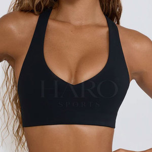 Soutien-gorge de sport de qualité supérieure, conçu avec un matériau doux et très élastique, assurant une excellente performance pour tous types d'exercices. - Product Image 3