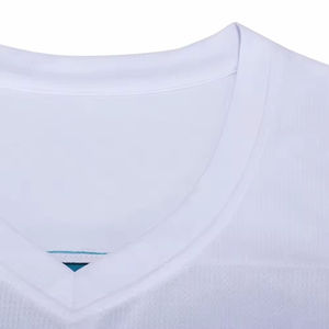 Nouvelle tenue de sport imprimée pour le basketball, uniforme unisexe, couleur personnalisée, ensemble d'uniformes de basketball 100% polyester - Product Image 4