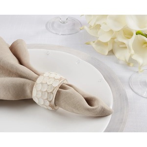 Lot d'anneaux de serviette en bois foncé faits à la main, design à facettes, réutilisables, décoration de table rustique pour mariages, dîners, événements et maison - Product Image 4