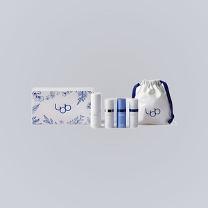 Kit de voyage LBB pour la douche : Tonique 20ml / Crème 10ml / Nettoyant moussant 10ml / Sérum 10ml / Pochette 130 x 150mm - Product Image 1