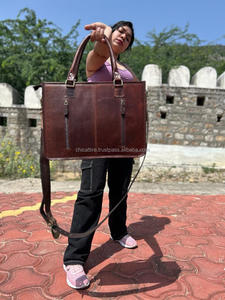 Nouvelle couverture de selle usinée à la main dissimulée transporter de grands sacs fourre-tout pour femmes en cuir véritable sac à main aztèque tapis sacs à main - Product Image 5