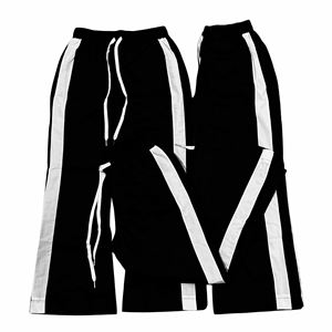 Pantalon de survêtement évasé pour homme, noir et rose avec rayures blanches, coupe large et ample, personnalisé DTG, grande surface, en nylon, de créateur - Product Image 4