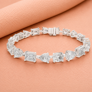 สร้อยข้อมือเพชรทรงเอเมอรัลด์ชุบทอง 14K เครื่องประดับแต่งงานคลาสสิกสำหรับผู้หญิง เพชรสีขาว E สี E หินธรรมชาติ - Product Image 1