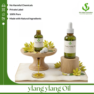 Huile Essentielle d'Ylang-Ylang de Haute Qualité – Fournisseur Exportateur pour Commandes en Gros de Cosmétiques, Soins Personnels, Soins de la Peau et Soins Capillaires - Product Image 1