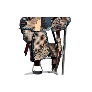 Silla de montar Western de cuero color canela con diseño floral y de ondas grabado a mano, para carreras de barriles, con conchos de cristal y asiento suave negro, 10"-18" - Product Image 3