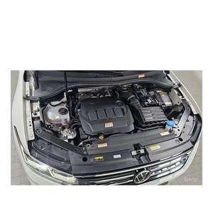 Para Volkswagen Tiguan 2.0 TDI 4Motion Prestige, Octubre 2021, Diésel, Asientos de Cuero, Volante a la Izquierda, Cámara Trasera - 52,589 km - Product Image 6