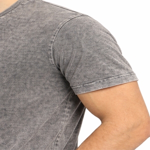 T-shirt pour homme à col en V uni, manches courtes, en coton, coupe ajustée, couleur unie, design personnalisé, effet délavé - Product Image 5