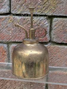 Brass Watering Can With Metal Pump Durable Design For <b>Gardening</b> - Product Image 3