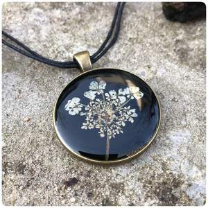 Pendentif créatif en forme de corne d'animal et de fleur séchée, breloque trèfle à quatre feuilles, fait main pour bijoux DIY - Product Image 6