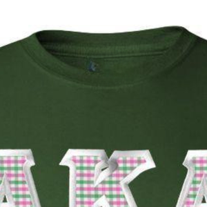 Camiseta AKA Personalizada de Sarga Verde y Rosa con Parche de Letras AKA Bordado, Unisex, Manga Corta, a la Moda - Product Image 4
