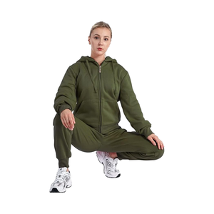 Ensemble de survêtement en polaire élégant pour femmes avec pull à capuche et poches, conçu pour une tenue de salon confortable et un confort quotidien décontracté - Product Image 1