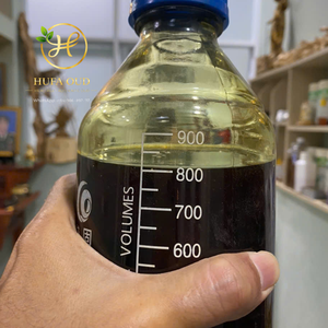 Découvrez l'attrait de l'huile essentielle d'oud 100% pure et naturelle, bienfaits anti-âge, distillée à la vapeur, parfum boisé pour les voyages spirituels - Product Image 1