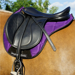 Almohadillas de Silla de Montar de Alta Calidad con Flujo de Aire, Almohadilla de Lujo para Salto, Color Morado - Product Image 3