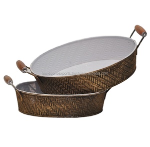 Plateau en métal classique avec poignée en bois Style de luxe plateau de service bijoux alimentaire plateau en métal décor à la maison luxe Restaurant hôtels 2025 - Product Image 1