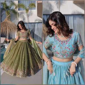 Vêtements ethniques indiens en soie Fendi avec un magnifique travail de broderie multi-fils, ensemble Lehenga Choli avec dupatta pour les mariages - Product Image 5