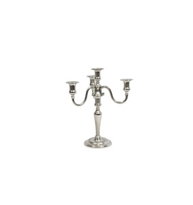 Centre de table moderne en fer forgé pour la décoration de table à manger, les célébrations festives et l'aménagement luxueux d'un présentoir à bougies. - Product Image 1