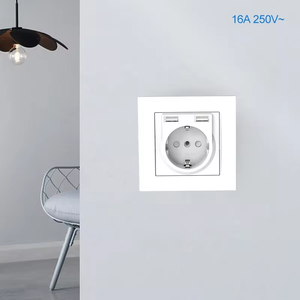 Toma de corriente de pared de estilo moderno de 15W con 1 USB y 2 tomas de corriente única de salida alemana tipo C IP44 16A - Product Image 3