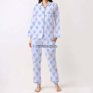 Conjunto de Pijamas de Algodón 100% para Mujer, Ropa de Dormir Suave para el Hogar, Conjunto de Pijamas de Primavera/Verano con Estampado Floral/Personajes/Letras/Estampado/Vacaciones/Árbol PJ127 - Product Image 1