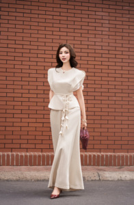 กางเกงขายาวทรงหลวมเอวสูง ขากว้าง ทรงสวยทันสมัยสำหรับผู้หญิง ODM OEM รุ่น MARINA ป้องกันรอยยับ ซิปหน้า สวมใส่สบาย - Product Image 2