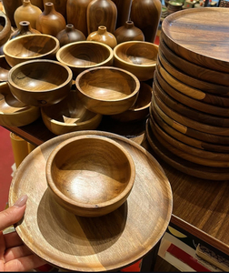 Ensaladeras de madera de acacia maciza desechables personalizadas al por mayor OEM/ODM juego de fruteros redondos con logotipo de grano de madera ecológico - Product Image 3