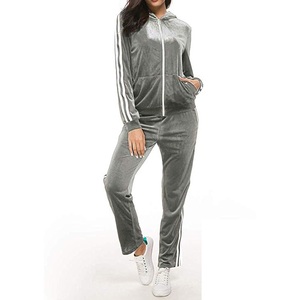 Pantalon de jogging évasé en velours 100 % coton de haute qualité pour femme, coupe décontractée et oversize, avec patchs personnalisés pour sweat à capuche de survêtement, couleur unie - Product Image 1