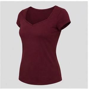 Damen-T-Shirt in Burgunderrot mit Sweetheart-Ausschnitt und Kurzen Ärmeln, Figurbetont WTS-0093 - Product Image 3