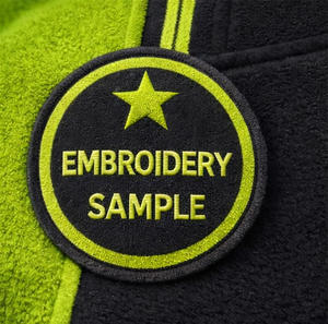 Veste universitaire personnalisée OEM ODM style baseball, corps en laine, manches en cuir, boutons-pression, broderie chenille de haute qualité - Product Image 2