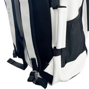 Sac à dos de sport imperméable grande capacité, sac d'entraînement durable blanc cassé multi-poches avec option de personnalisation de la marque - Product Image 5