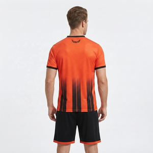 Ensemble de maillots de football personnalisés pour hommes, rouge et noir rayé, sublimé, respirant, manches courtes, coupe athlétique, toutes saisons - Product Image 3