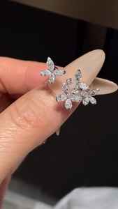 แหวนดอกไม้ประดับเพชรทรงมาร์คีส์ มอยส์ซาไนต์ เงินแท้ 925 ดีไซน์ดอกไม้สุดพิเศษ แหวนสำหรับผู้หญิง งานแต่งงาน ของขวัญสำหรับคนรัก - Product Image 5