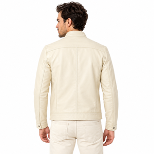 Chaqueta de cuero premium para hombre con construcción robusta, forro suave, cuello clásico, cierre seguro y ajuste cómodo para uso casual. - Product Image 5
