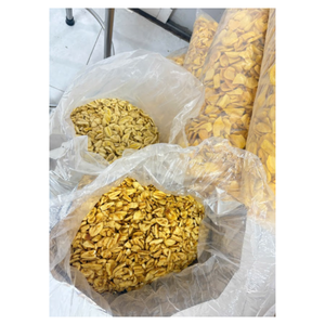 Bananes séchées du Vietnam fabriquées à partir de fruits tropicaux frais pour la distribution de collations et la vente en gros internationale - Product Image 1
