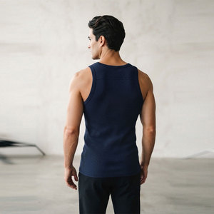 Camiseta sin mangas para hombre, elegante, de talla grande, transpirable, de secado rápido, cómoda, de punto, de poliéster/algodón, estilo urbano, lista para el gimnasio, informal - Product Image 4