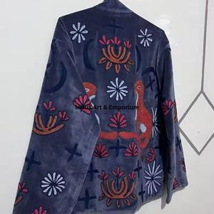 Chaqueta de algodón Suzani hecha a mano en India, chaqueta corta bordada a mano, abrigo unisex, chaqueta corta Suzani hecha a mano - Product Image 3