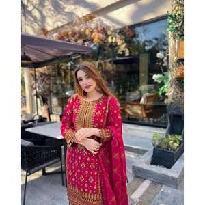 Ensemble haut et bas pour femmes de marque avec dupatta pour les occasions spéciales - Product Image 2