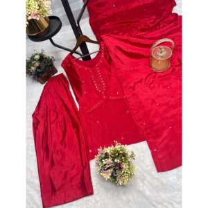 Conjunto Bordado Hermoso para Mujer para Fiestas, Ropa Elegante de Satén y Encaje - Product Image 3