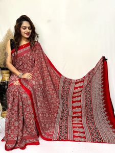 Sari en soie Gajji Ajrakh Royal Heritage |   Artisanat de teinture naturelle avec des motifs traditionnels faits à la main - Product Image 1