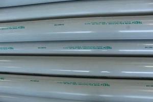 Tubería de Plomería de UPVC Blanca de Grado Industrial de 25 mm, 1 Pulgada, Schedule 40, Estándar ASTM D1785, Línea Rígida de Suministro de Agua Fría de 6 Metros - Product Image 3