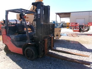 2014 8FGC35U-BCS Mast <b>Forklift</b> Reliable Industrial Equipment Ready for Export - Product Image 1