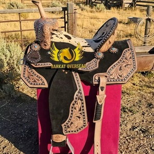 Selle de cheval western en cuir véritable de haute qualité, siège en cuir de vachette noir suédé, gravure florale, outillage artisanal, portable, logo personnalisé - Product Image 1