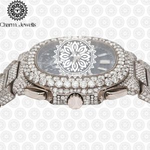 Reloj de Lujo Charm Jewells de Acero Inoxidable con Caja Redonda, Cuarzo Analógico y Bisel de Diamantes para Mujer - Product Image 4