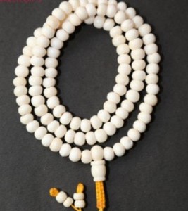 Mala de prière imprimé découpé à la presse, 108 perles rondes en os blanc - Product Image 3