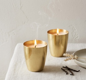 Frascos de latón macizo de lujo hechos a mano al por mayor, recipientes metálicos dorados cepillados sin costuras para velas de cera de soja perfumada a bajo precio - Product Image 1