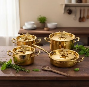 Nouvelles casseroles à induction martelées à la main en acier inoxydable plaqué or de haute qualité avec couvercles à poignées motif papillons - Product Image 1