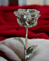 Rose décorative en métal plaqué argent, faite à la main, décoration moderne pour la maison, cadeau pour la Saint-Valentin