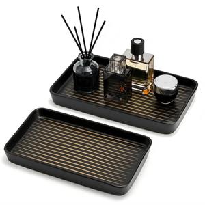 ถาดวางของอเนกประสงค์สี่เหลี่ยมสแตนเลสสตีลลายทางสีดำทองทันสมัย สำหรับจัดเก็บน้ำหอมบนเคาน์เตอร์ห้องน้ำ ภาชนะใส่เครื่องดื่ม - Product Image 1